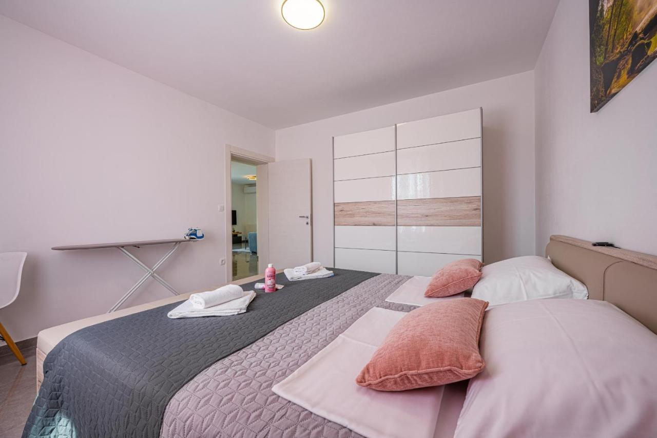 Domus Alba Apartments Пула Екстер'єр фото