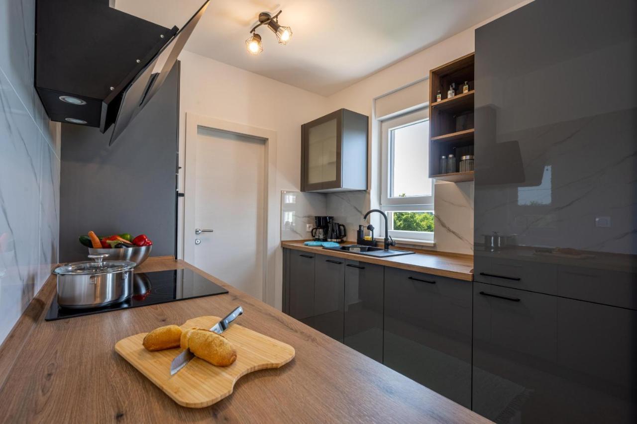 Domus Alba Apartments Пула Екстер'єр фото