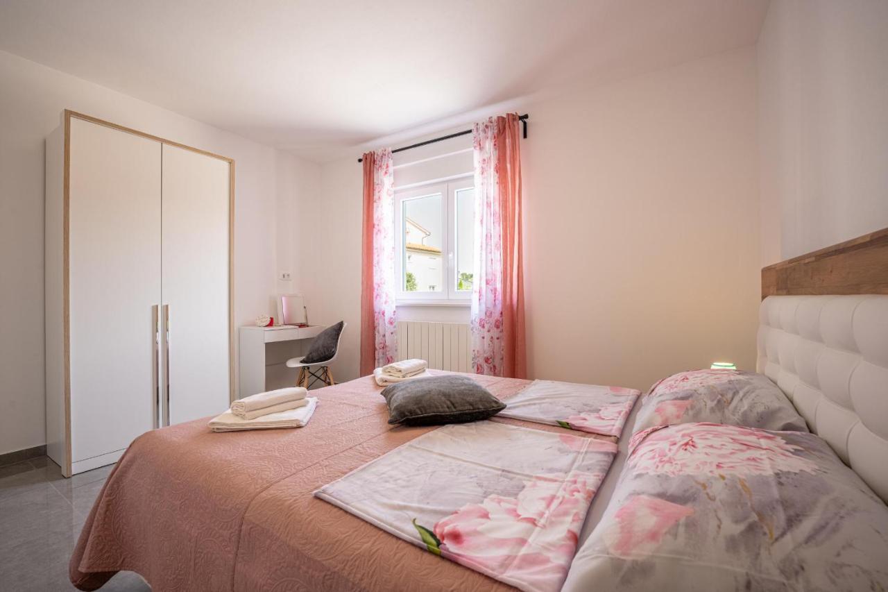 Domus Alba Apartments Пула Екстер'єр фото
