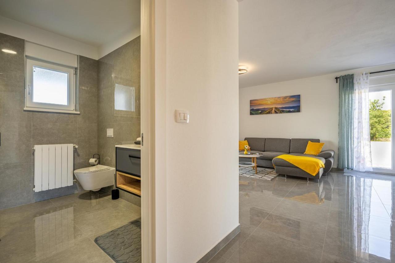 Domus Alba Apartments Пула Екстер'єр фото