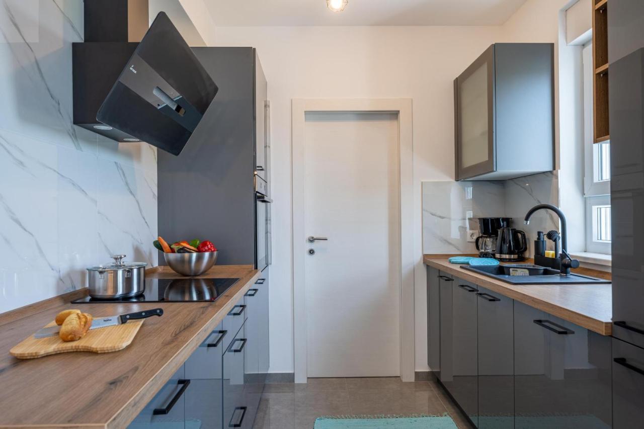 Domus Alba Apartments Пула Екстер'єр фото