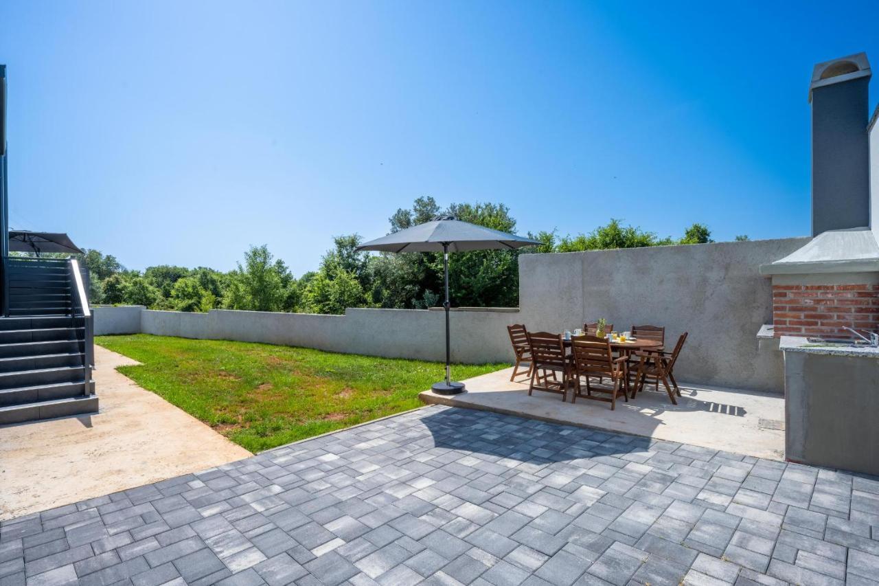 Domus Alba Apartments Пула Екстер'єр фото