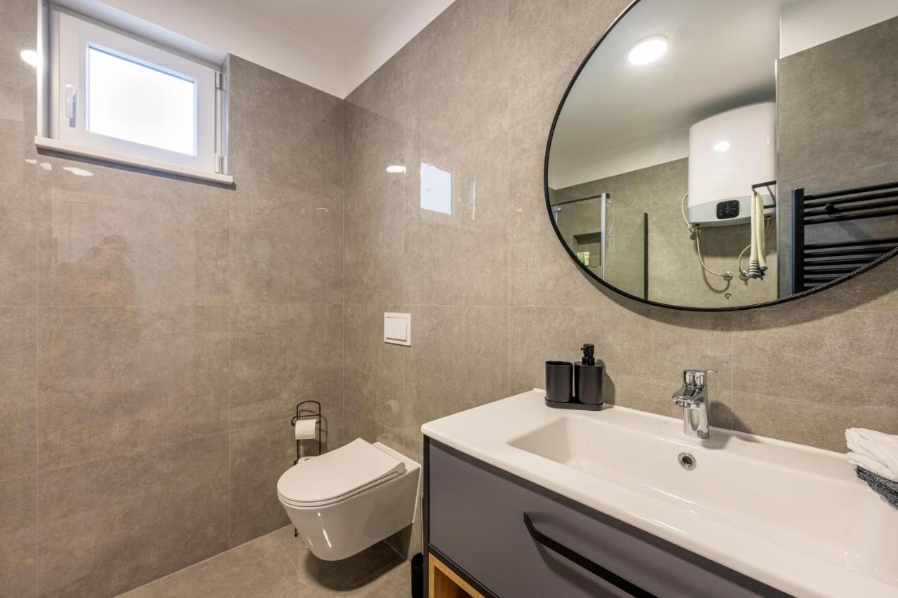 Domus Alba Apartments Пула Екстер'єр фото