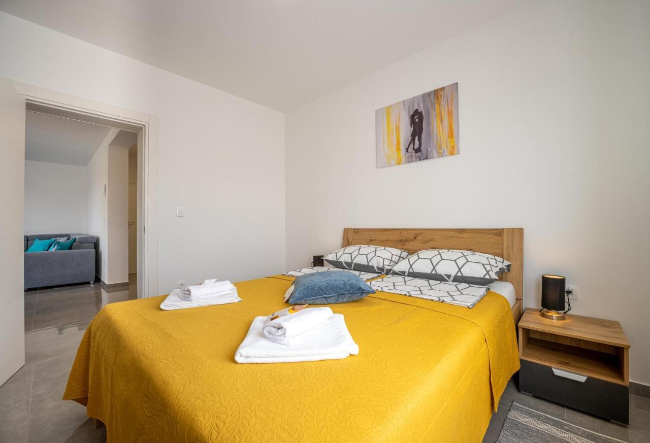 Domus Alba Apartments Пула Екстер'єр фото