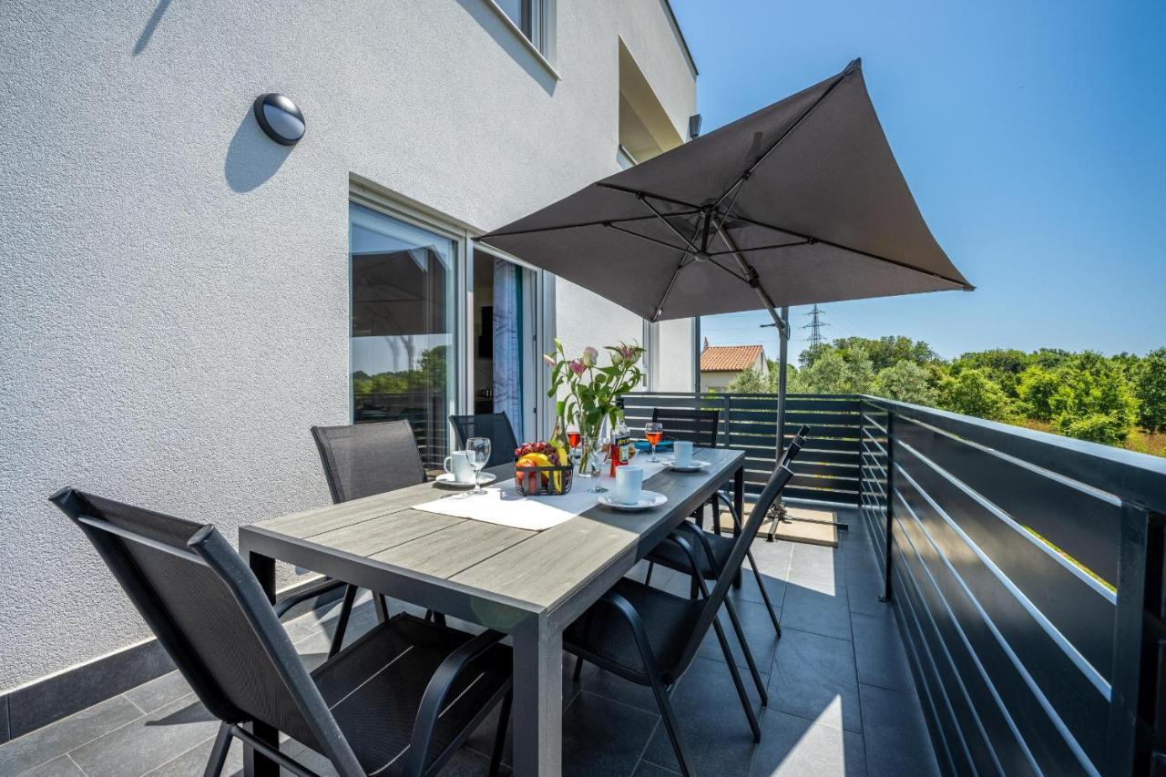 Domus Alba Apartments Пула Екстер'єр фото