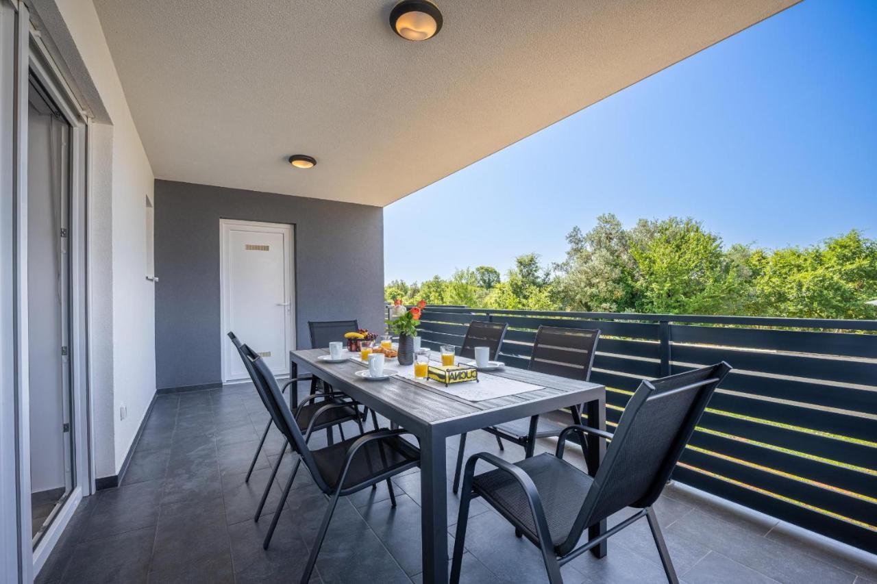 Domus Alba Apartments Пула Екстер'єр фото