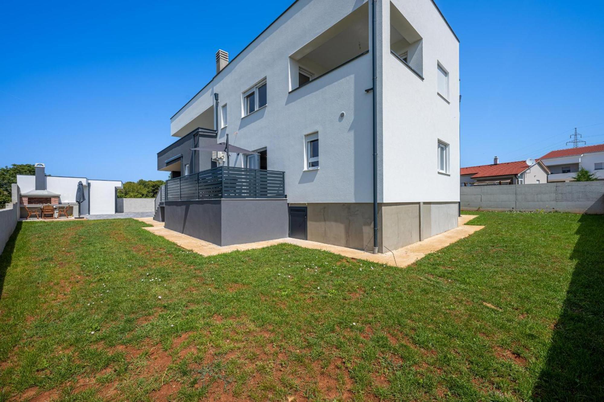 Domus Alba Apartments Пула Екстер'єр фото